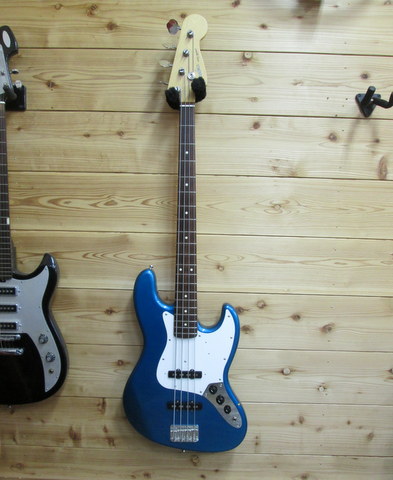 Fender japan JB-40